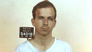 Lee Harvey Oswald ha riesumato la testa