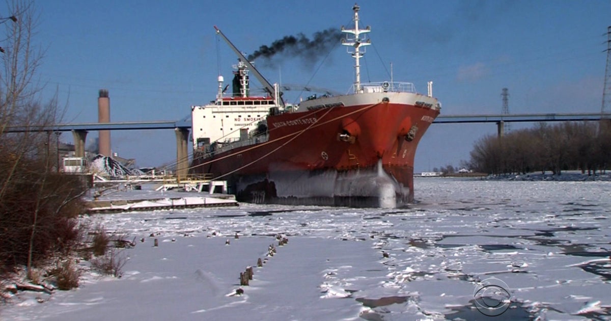 Single digits on the Great Lakes brings out the icebreakers CBS News