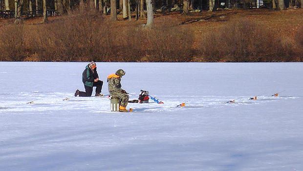 ice fishing 2 _jlloyd 