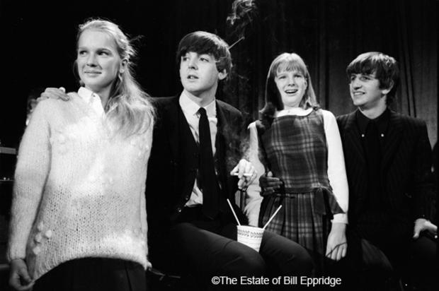 Cronkite-daughters-with-Paul-McCartney-and-Ringo-Starr,-at-the-rehearsal-for-the-Ed-Sullivan-show, 
