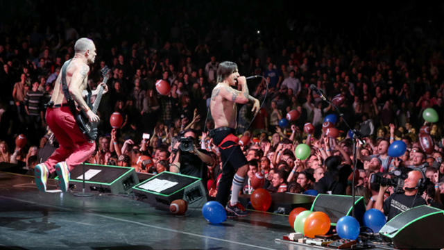red-hot-chili-peppers-at-wfans-big-hello-to-brooklyn.jpg 