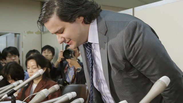 Mt. Gox CEO Mark Karpeles bows in apology at a press conference at the Justice Ministry in Tokyo 