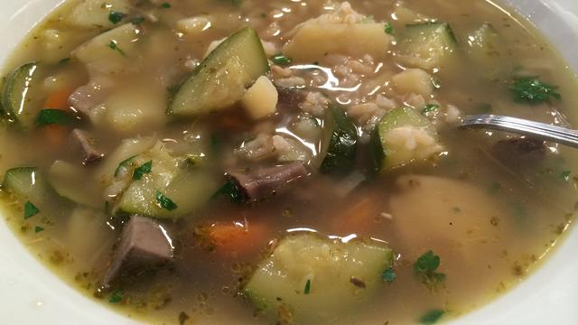 potato-and-zucchini-soup.jpg 