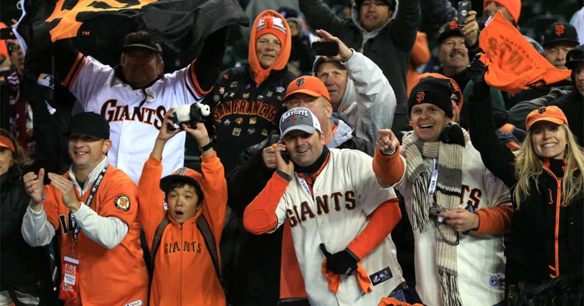 San Francisco Giants May Ban 'Culturally Insensitive' Attire At AT&T Park -  CBS San Francisco