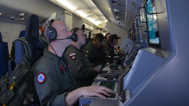 malaysia-us-navy-ap838016908381.jpg 
