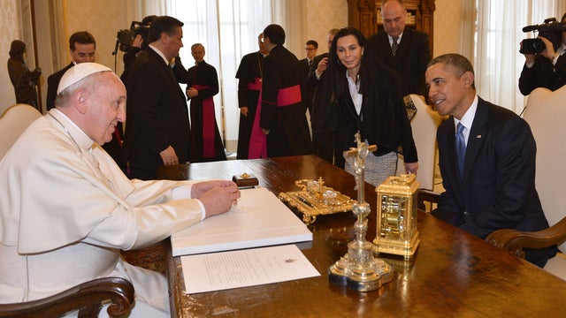Pope Francis meets President Obama at the Vatican 