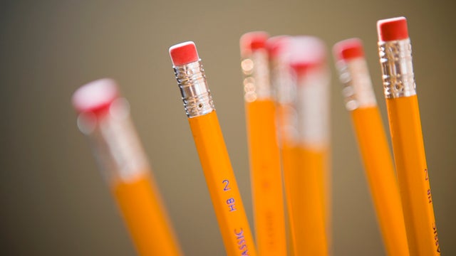 pencils-ap115888356085.jpg 