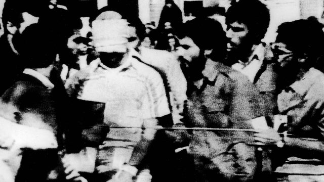 iran-hostage-53177622.jpg 