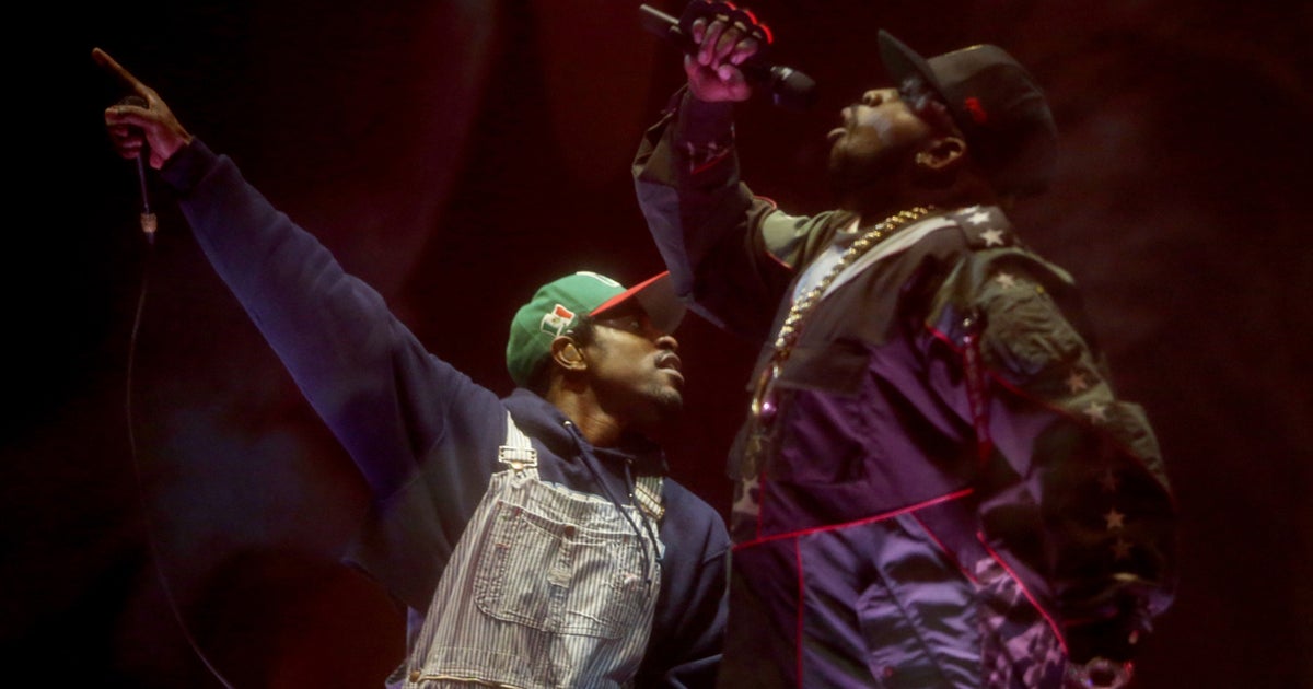 Outkast reunite, headline Coachella festival - CBS News