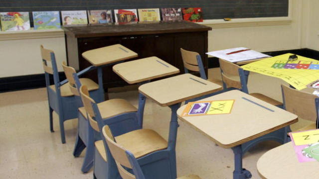 school-desks.jpg 