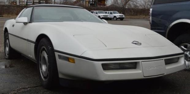 Corvette for sale at macomb county auction 