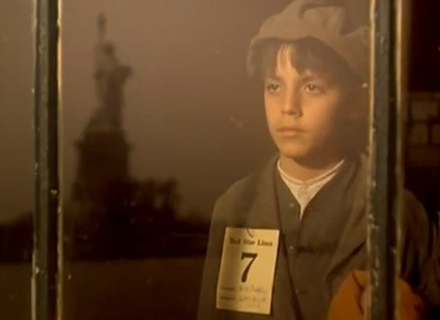 godfather-part-ii-vito-ellis-island.jpg