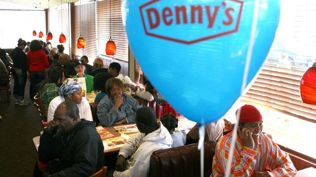 dennys.jpg 