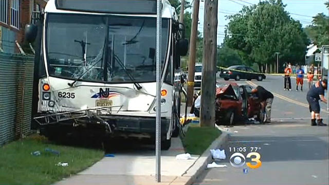 pleasantville-bus-crash-screen_cap_003.jpg 