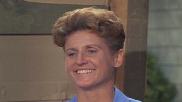 ann-b-davis-the-brady-bunch.jpg 