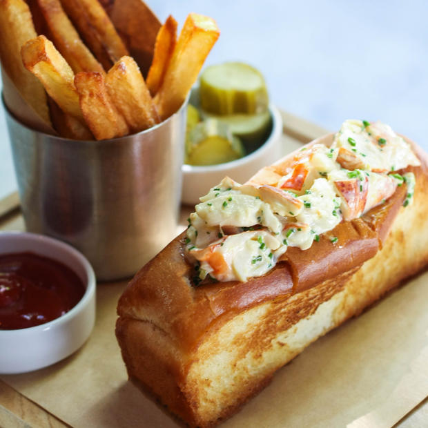 Water Grill Lobster Roll 