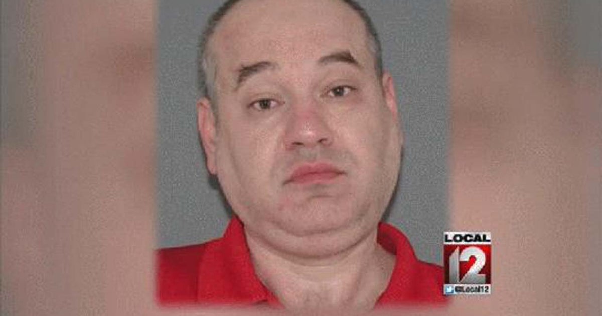 Dodgers fan Troy Sexton accused of trespassing, making threats, at the