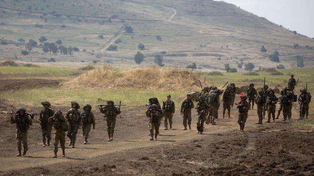 israel golan heights ultra-orthodox soldiers generic 