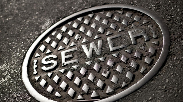 sewer-manhole-cover.jpg 