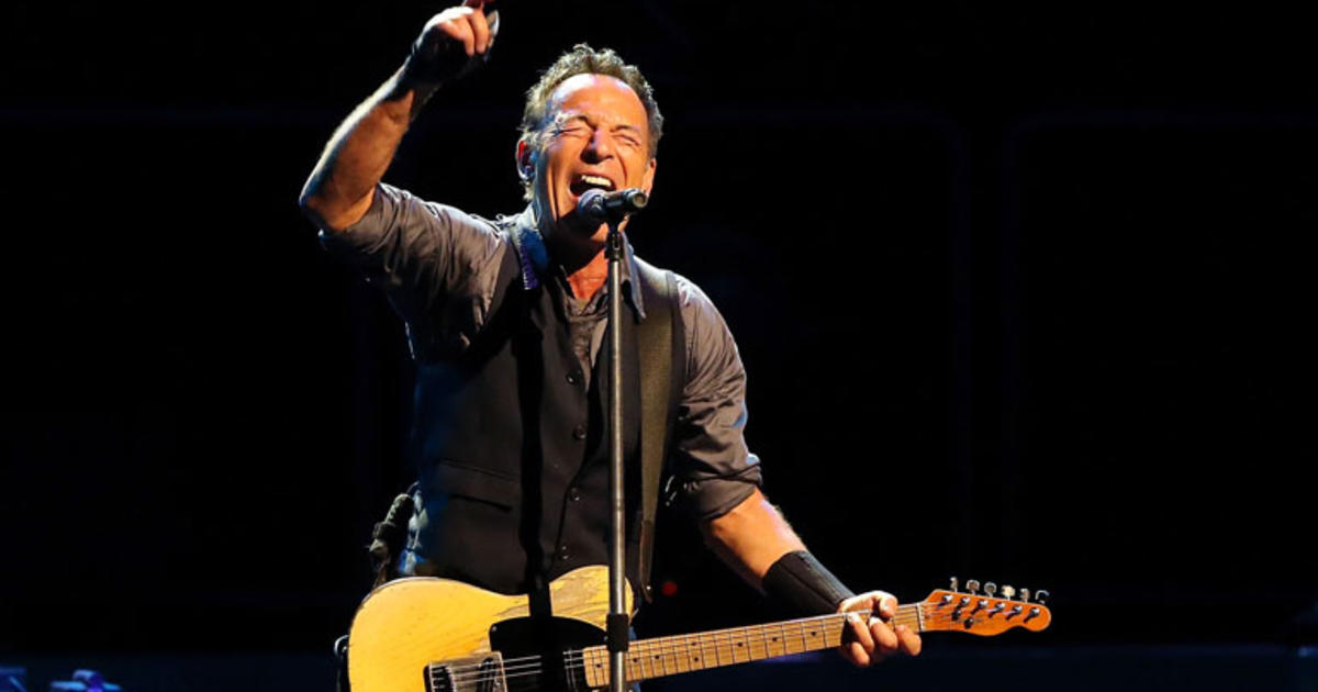 Bruce Springsteen Weighs in on Luis Suárez's World Cup Bite - CBS San ...