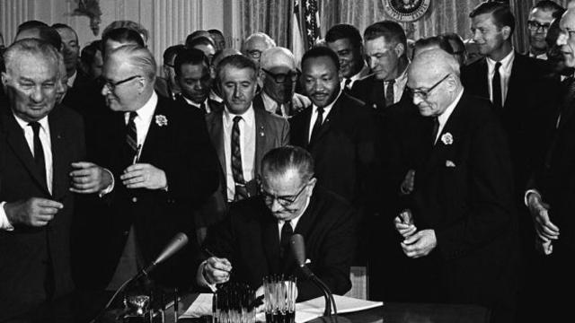 lyndon_johnson_signing_civil_rights_act_july_2_1964.jpg 