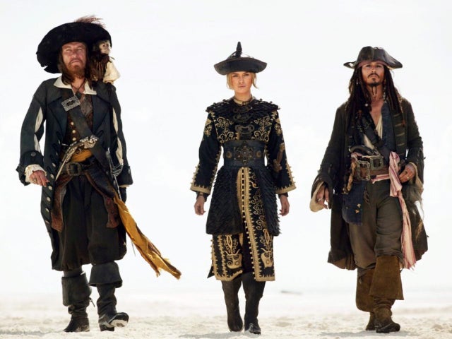 knightley-pirates-at-worlds-end.jpg 