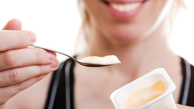 yogurt-istock000013423289x.jpg 