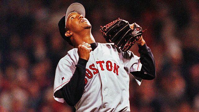 Pedro Martinez starts game with immaculate inning 