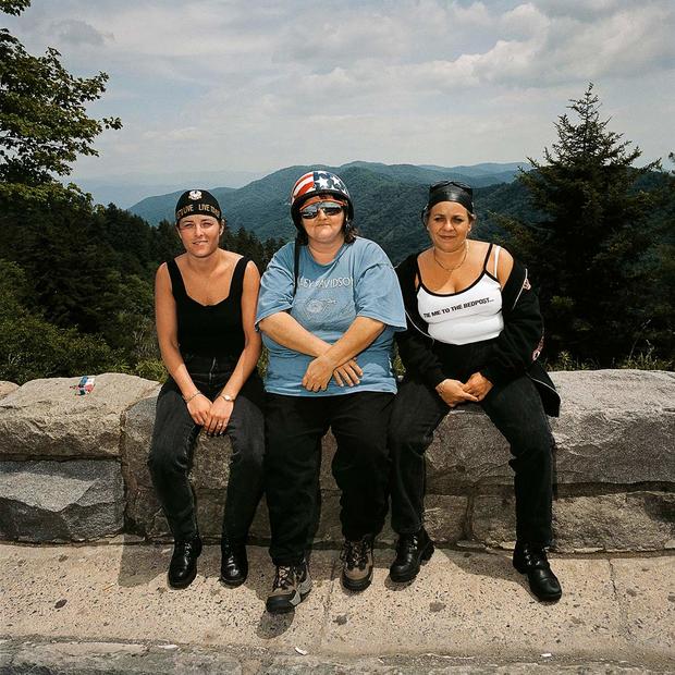 three-women-at-overlook-great-smokey-mountains-nc-1999.jpg 