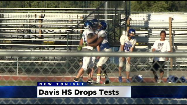 davis-drops-concussion-tests.jpg 