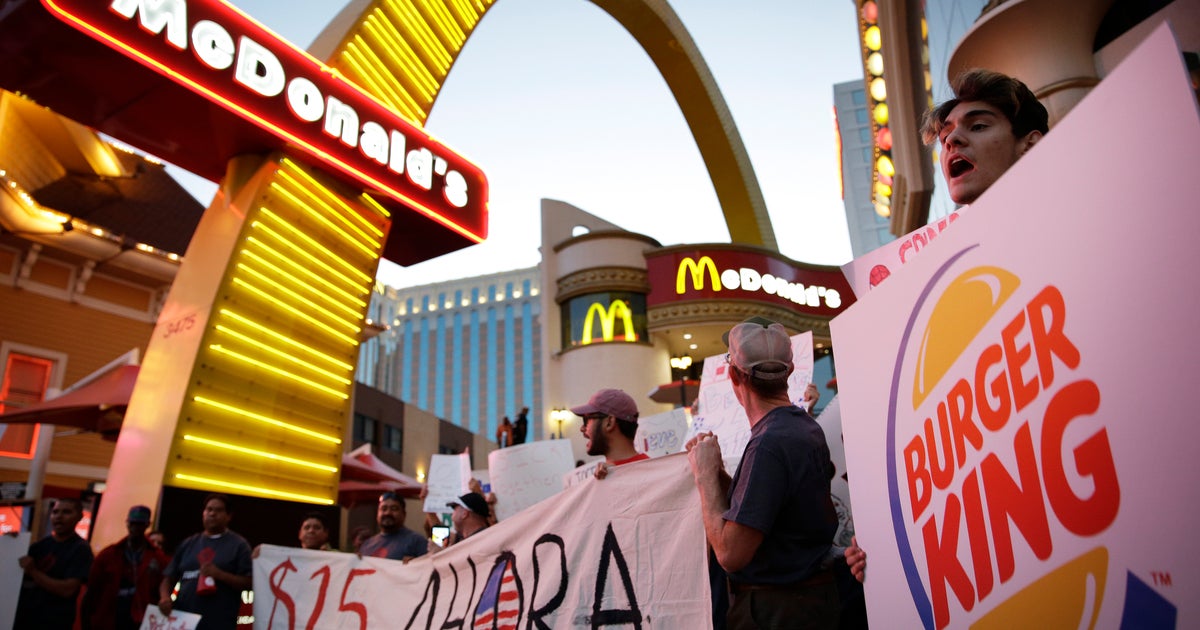 Fast food workers protest