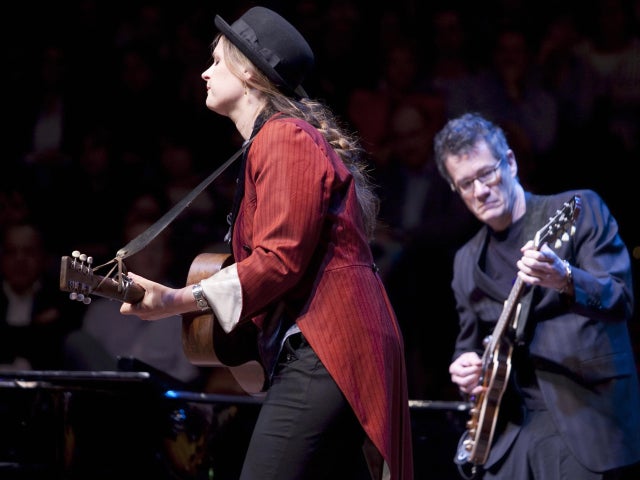 madeleine-peyroux-86049131.jpg 