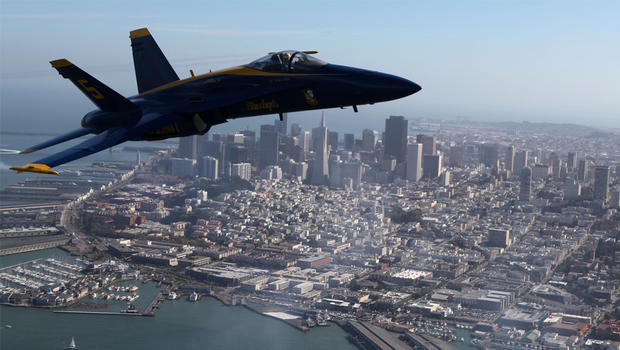 Stunt Pilots Take To The Skies For San Francisco Fleet Week 