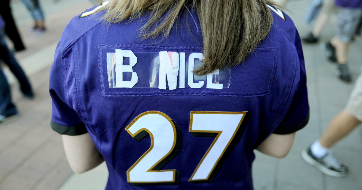 Male And Female Ravens Fans Wear No. 27 For Rice - CBS Baltimore