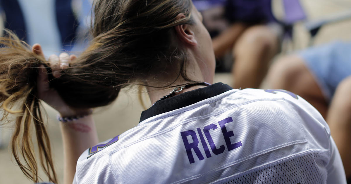 Ray Rice jerseys displayed in support, disgust after NFL suspends