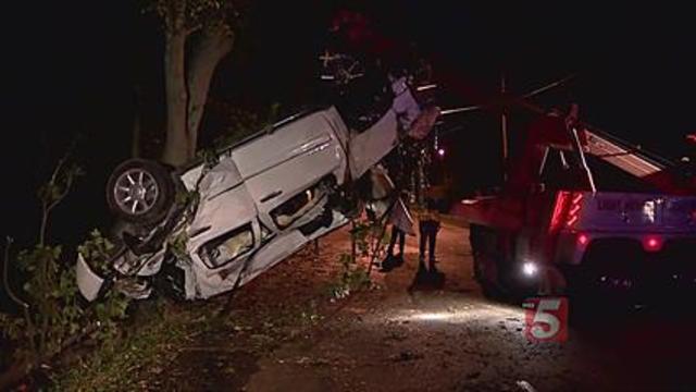 Rob Bironas Dead -- Former Titans Kicker Dies at 36  Crashes Car Into  Trees