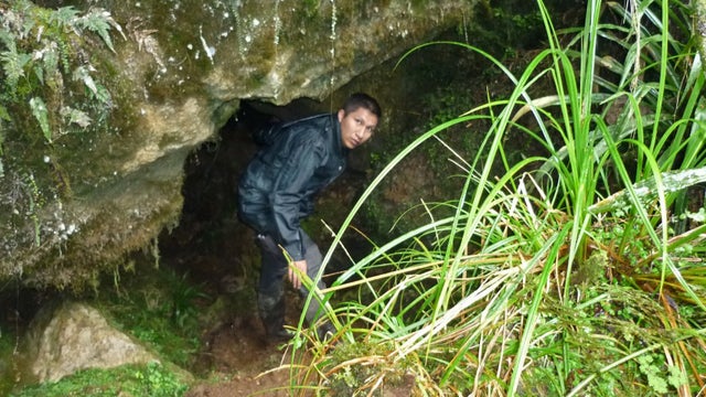 peru-cave-rescue.jpg 