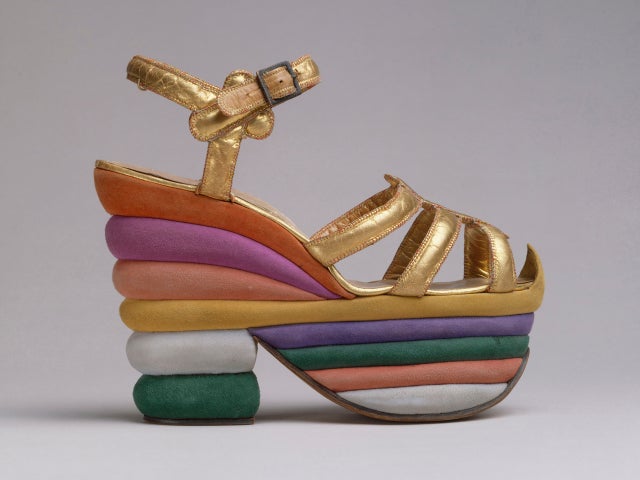 salvatore-ferragamo-platform-sandal-1938.jpg 
