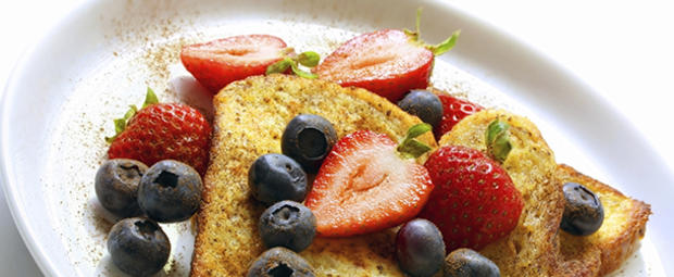 French Toast with Berries 610 header 