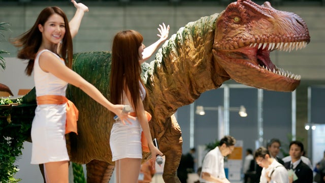 Dino robots and other wonders at CEATEC 2014 