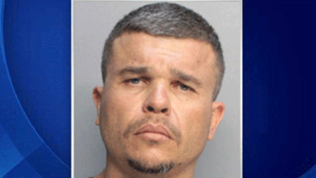 guerra-miami-dade-corrections.gif 