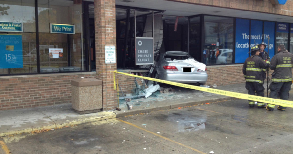 Car Crashes Into North Side Chase Bank CBS Chicago