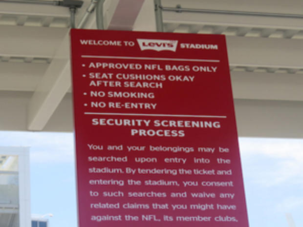 Levi's Stadium (Credit, Randy Yagi) 