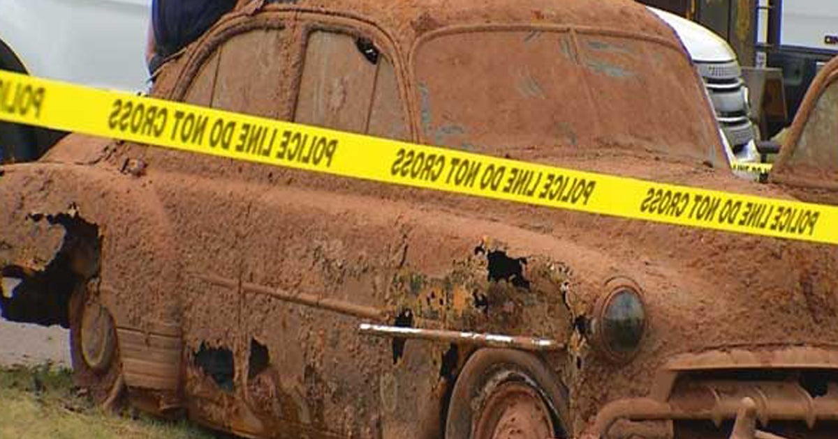 Six bodies found in two submerged cars in Oklahoma lake identified