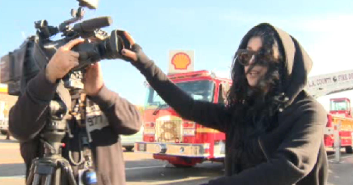 Caught On Video: Kat Von D Attacks CBS2 News Camera After Fire At WeHo  Tattoo Shop - CBS Los Angeles