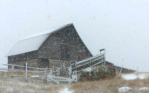 more-barn-in-snow.jpg 