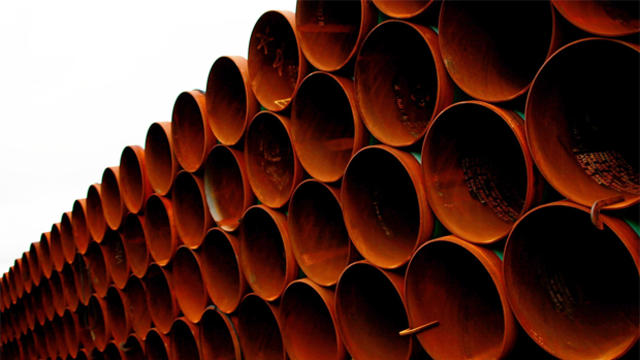keystone-xl-pipeline-pipes-620.jpg 