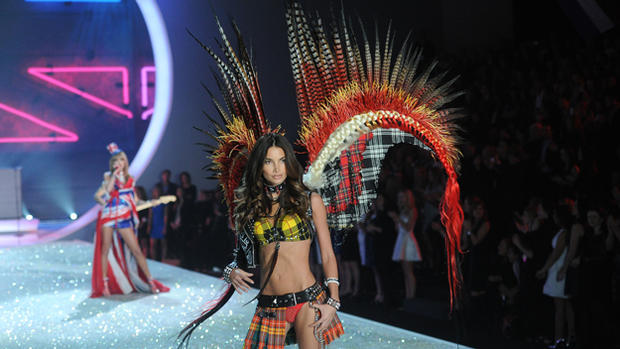 Lily Aldridge (Photo by Jamie McCarthy/Getty Images) 