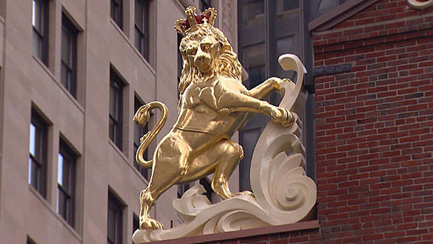 lion-statue 
