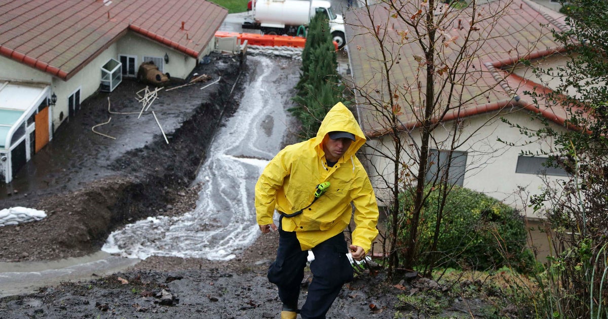Heavy rain in California prompts mudslide fears, evacuations - CBS News